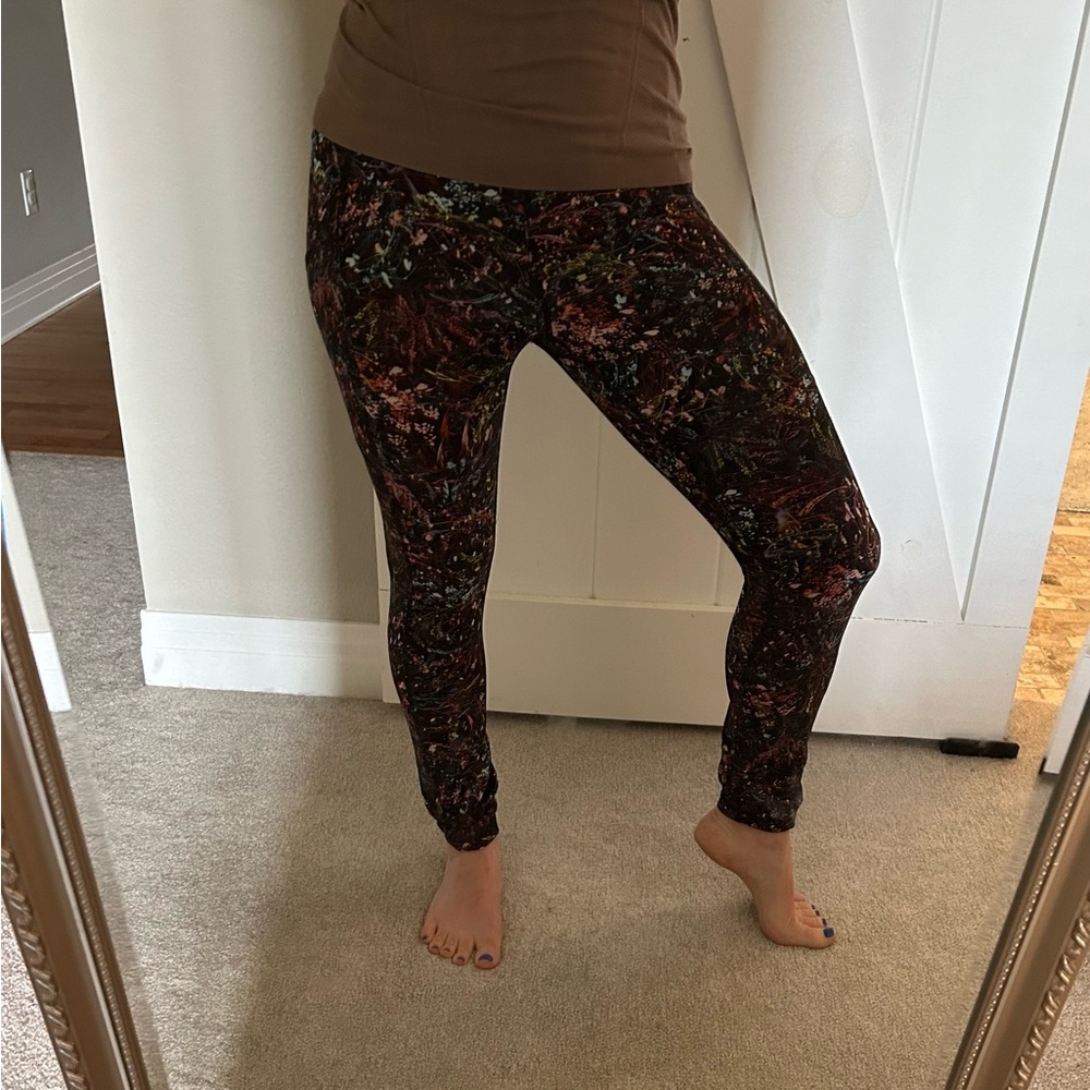 Lululemon floral black leggings, size 6